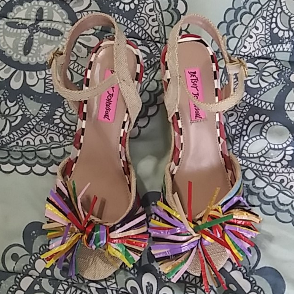 Betsy Johnson wedges